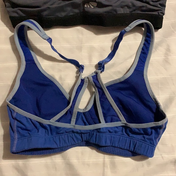 Sports bra bundle - Picture 5 of 7